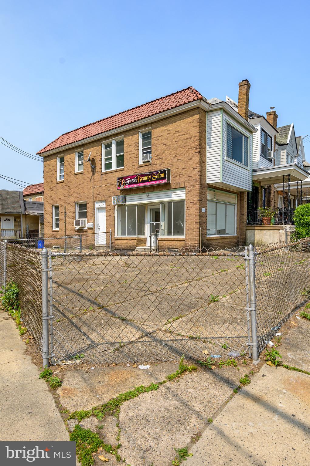 966 Granite Street Philadelphia, PA 19124 - Photo 2 of 24