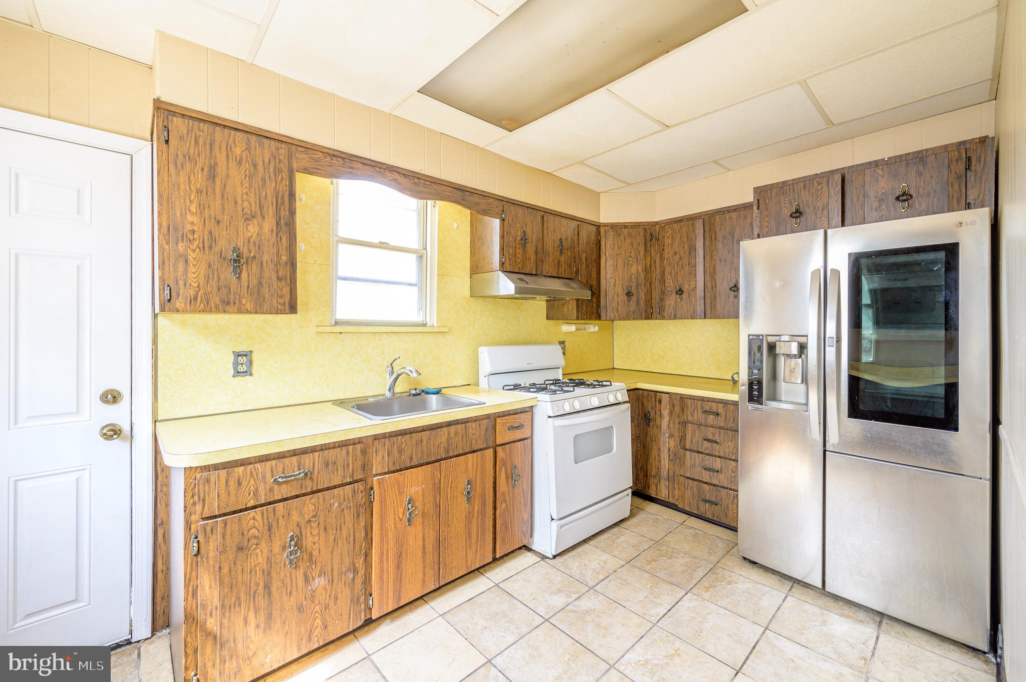 966 Granite Street Philadelphia, PA 19124 - Photo 9 of 24