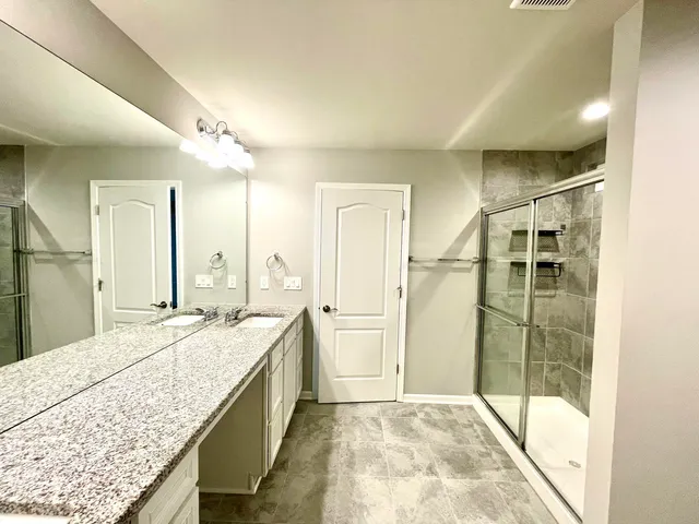 $3,950 | 2835 Dillon Drive, Ann Arbor, MI 48105