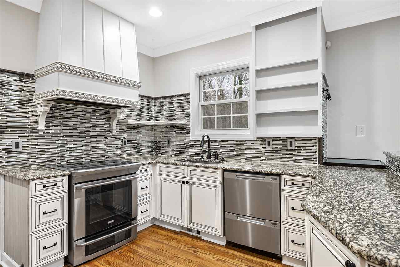 4508 Olde Stream Court Raleigh, NC 27612 - Photo 9 of 29 Kitchen