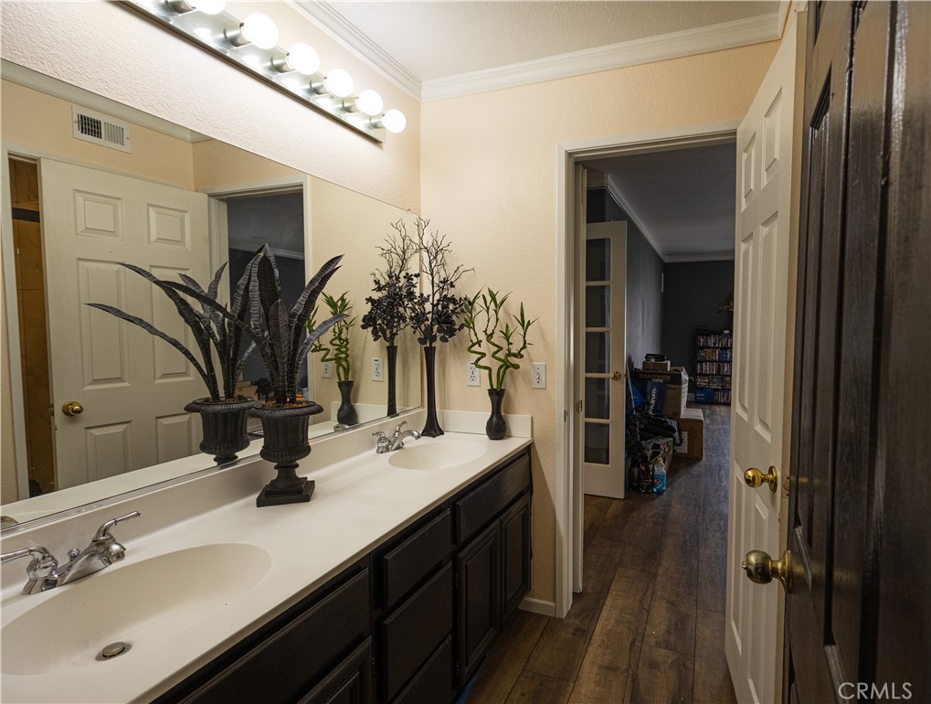 970 Riverview Circle Corona, CA 92881 - Photo 12 of 16