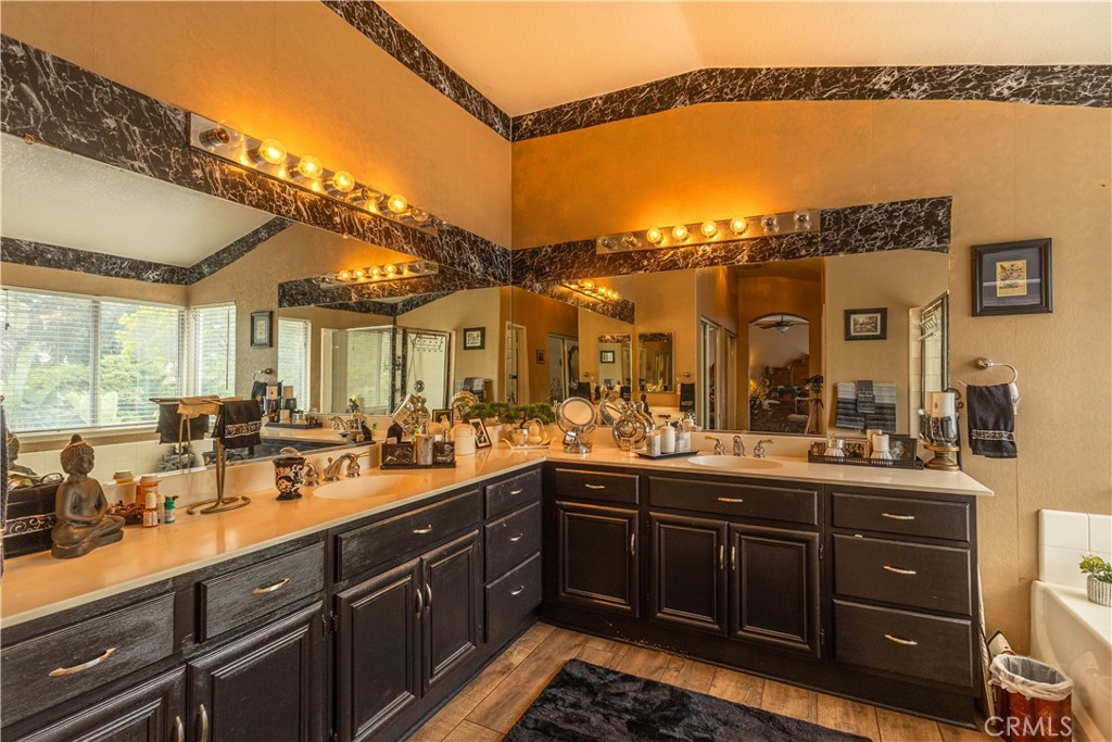 970 Riverview Circle Corona, CA 92881 - Photo 14 of 16