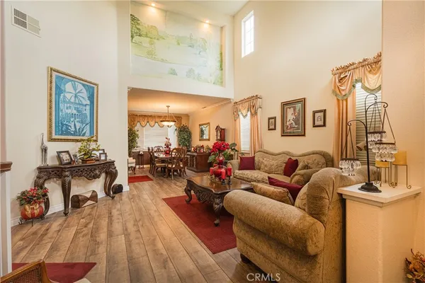 $1,080,000 | 970 Riverview Circle, Corona, CA 92881
