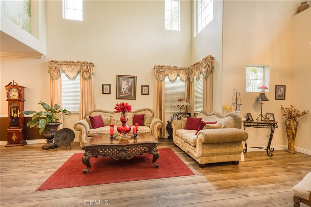 970 Riverview Circle Corona, CA 92881 - Photo 5 of 16