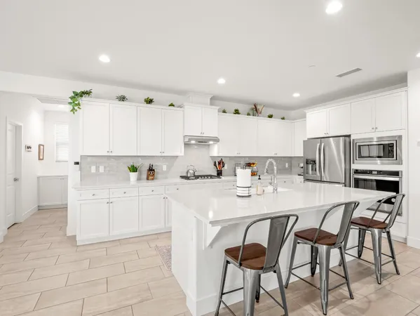 $635,000 | 4486 Crown Bluffs Drive, Madera, CA 93636