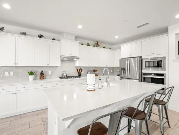 $635,000 | 4486 Crown Bluffs Drive, Madera, CA 93636