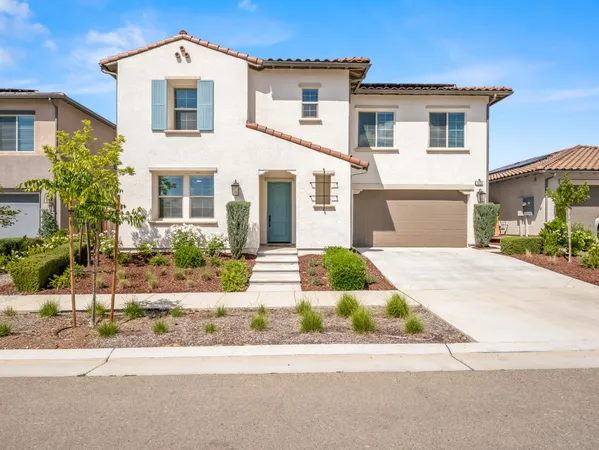 $635,000 | 4486 Crown Bluffs Drive, Madera, CA 93636