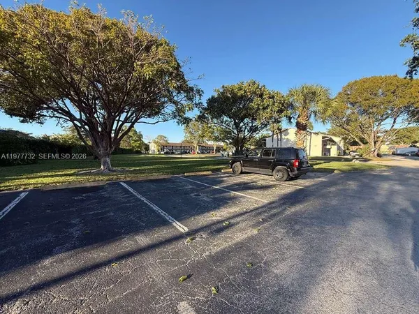 $1,500 | 6031 Shaker Wood Circle, Unit 201, Tamarac, FL 33319