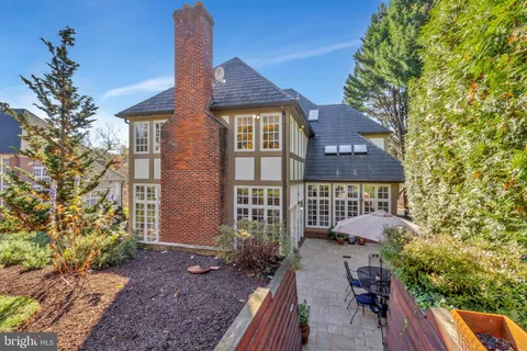 $2,500,000 | 1655 Kalmia Road Northwest, Washington, DC 20012