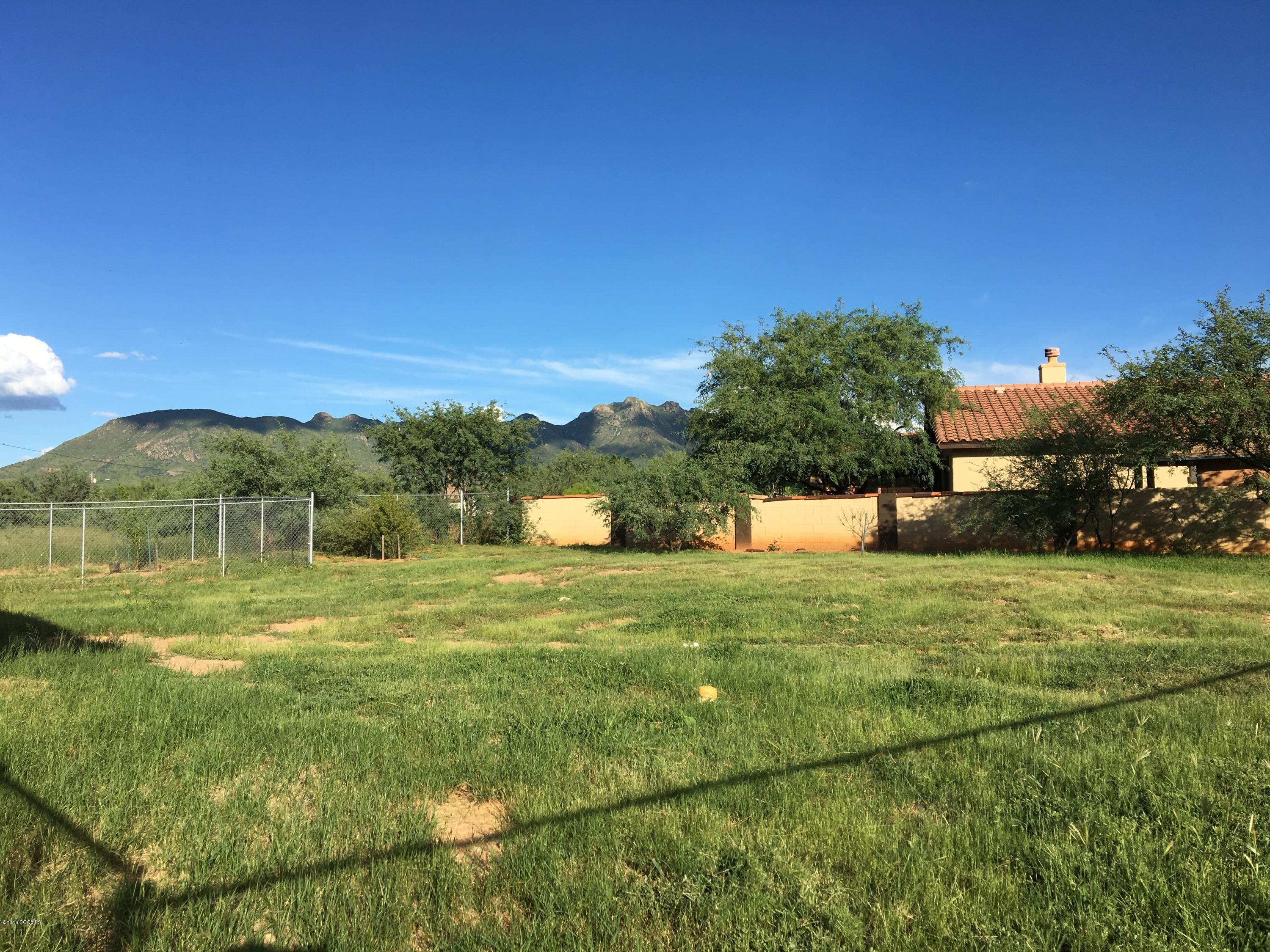 1725 Círculo Alameda Rio Rico, AZ 85648 - Photo 25 of 32