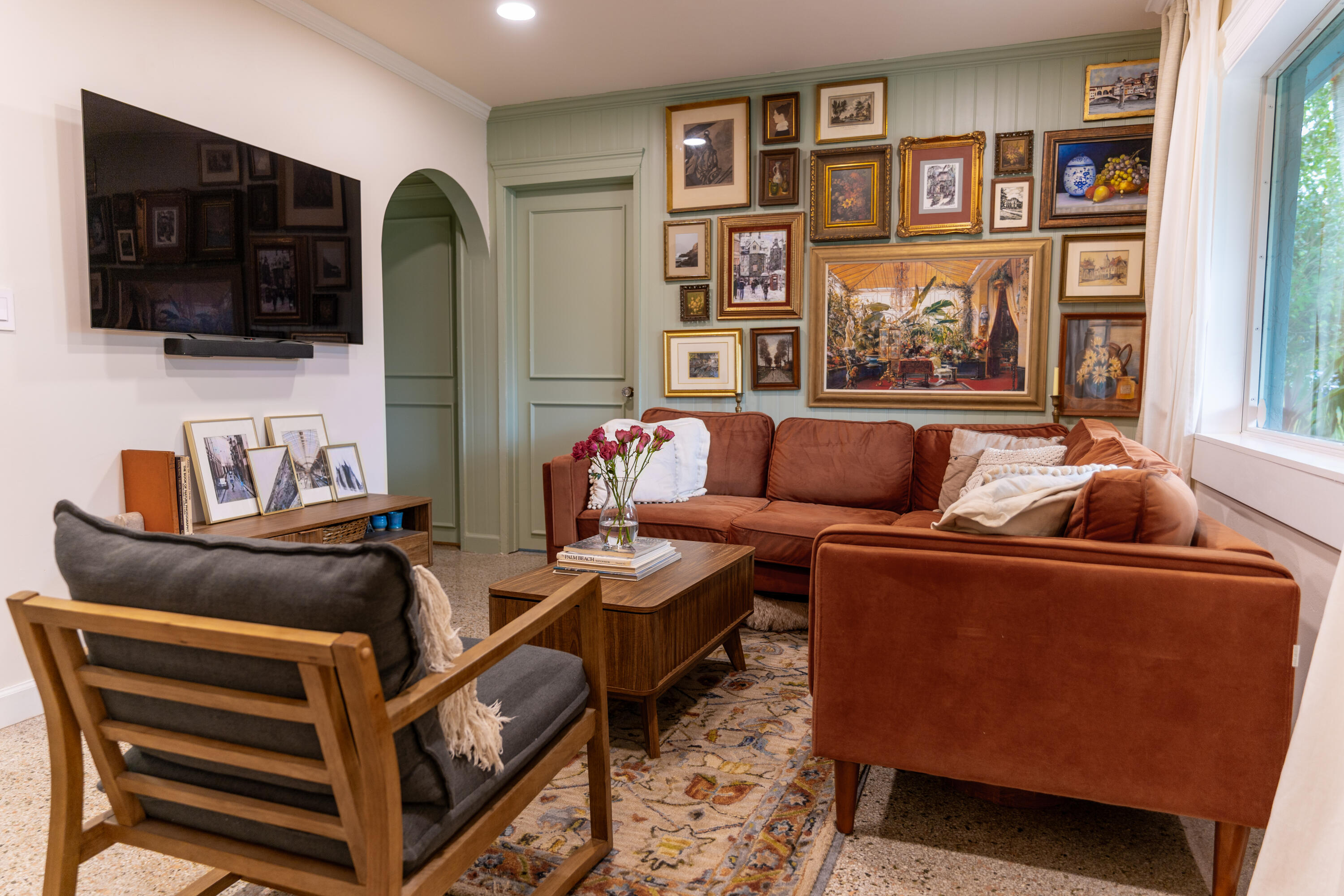5155 Cleveland Road Delray Beach, FL 33484 - Photo 7 of 40 a living room with furniture and a flat screen tv