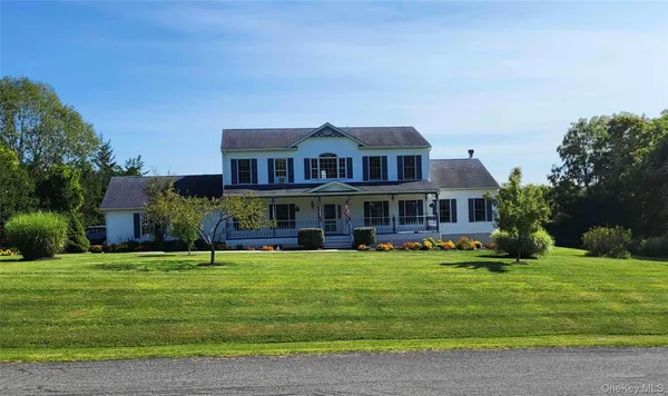 $675,000 | 24 Sesame Street, Rock Tavern, NY 12575