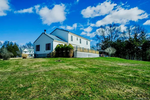 $675,000 | 24 Sesame Street, Rock Tavern, NY 12575