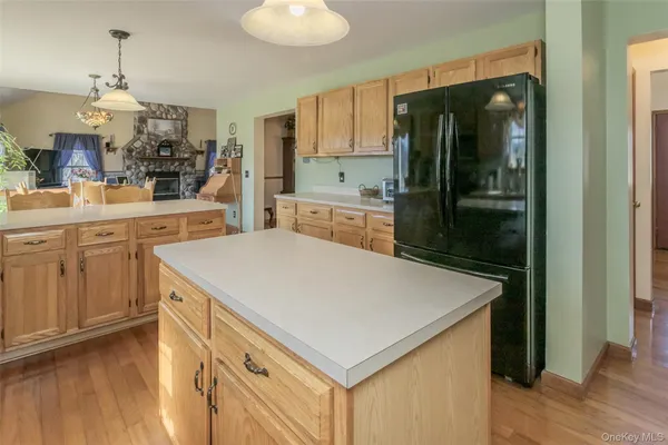 $675,000 | 24 Sesame Street, Rock Tavern, NY 12575