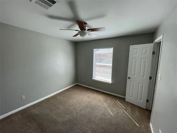 $2,095 | 1041 Lott Avenue, Austin, TX 78721