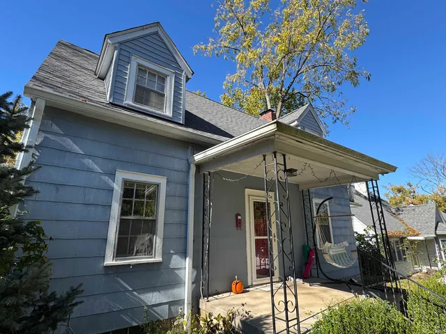 $3,200 | 526 South Mitchell Street, Bloomington, IN 47401
