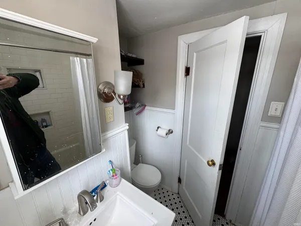 $3,200 | 526 South Mitchell Street, Bloomington, IN 47401