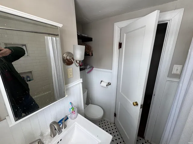 $3,200 | 526 South Mitchell Street, Bloomington, IN 47401