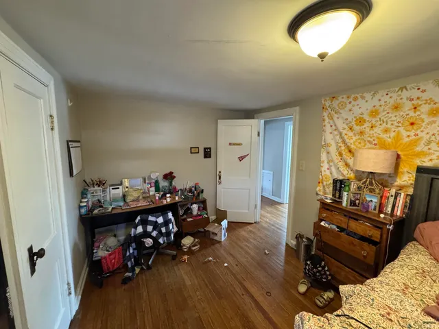 $3,200 | 526 South Mitchell Street, Bloomington, IN 47401