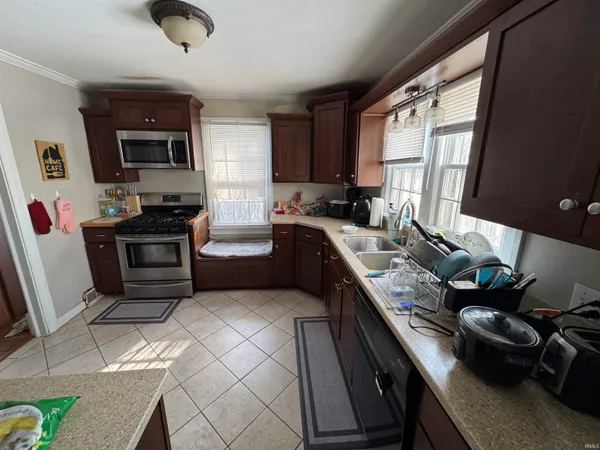 $3,200 | 526 South Mitchell Street, Bloomington, IN 47401