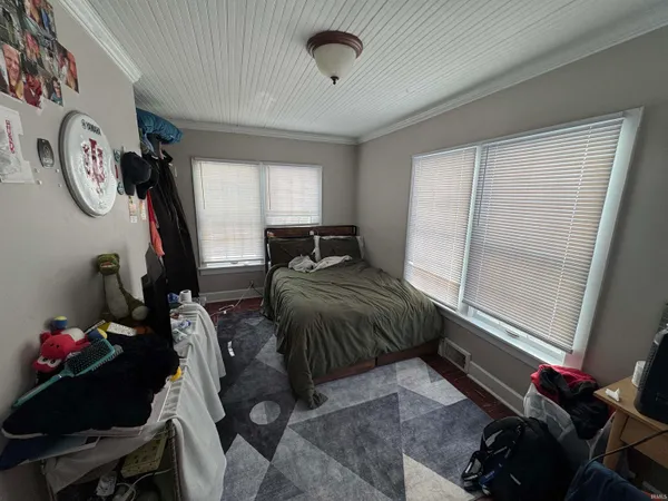 $3,200 | 526 South Mitchell Street, Bloomington, IN 47401