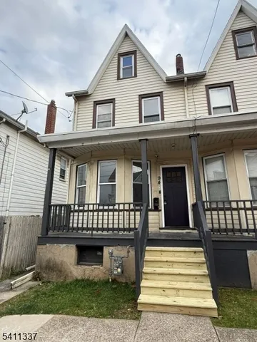 $2,500 | 94 Summit Avenue, Phillipsburg, NJ 08865