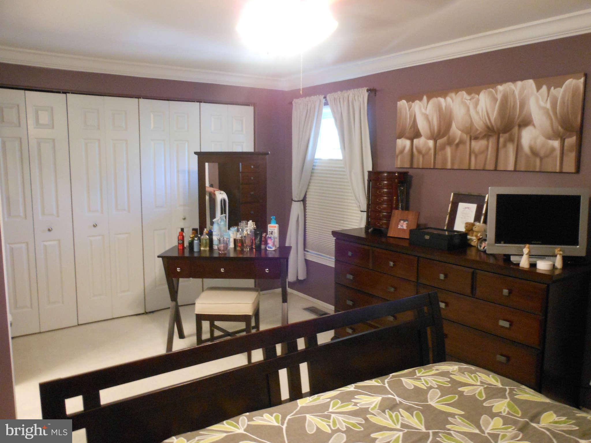 5964 Powell's Landing Road Burke, VA 22015 - Photo 12 of 30 Bedroom Master