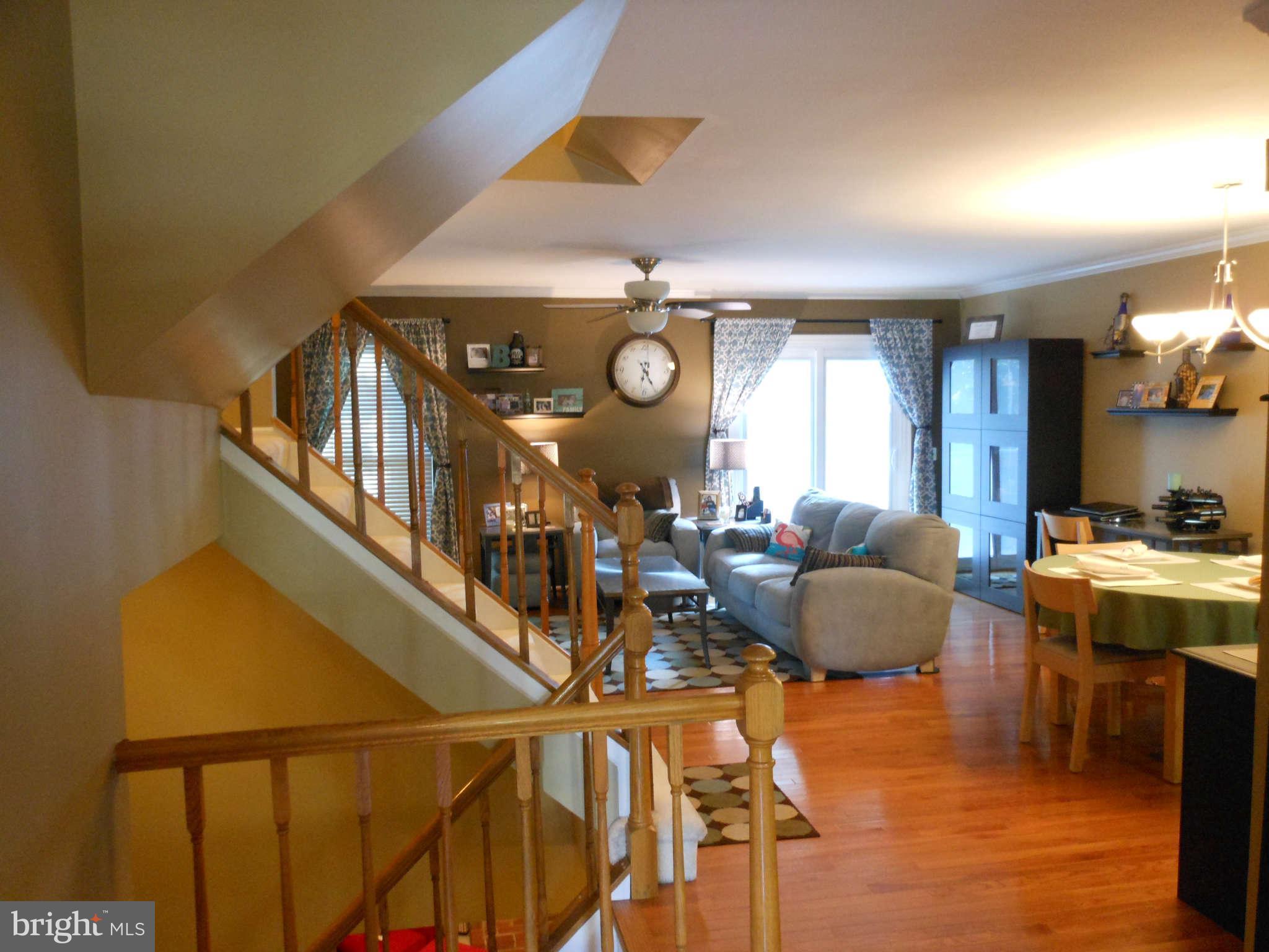 5964 Powell's Landing Road Burke, VA 22015 - Photo 3 of 30 Interior General