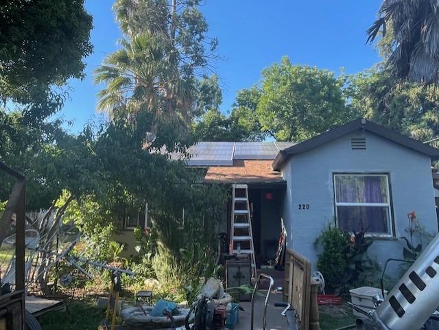 220 Little Avenue Gridley, CA 95948 - Photo 2 of 17 a view of a house with a yard and plants