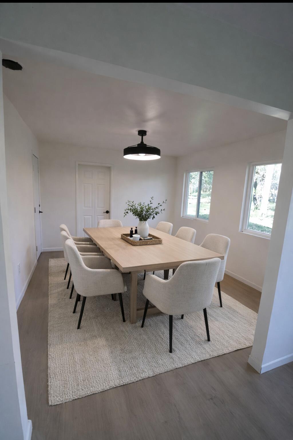 3170 Quartz Hill Road Redding, CA 96003 - Photo 22 of 68 dining room Ai