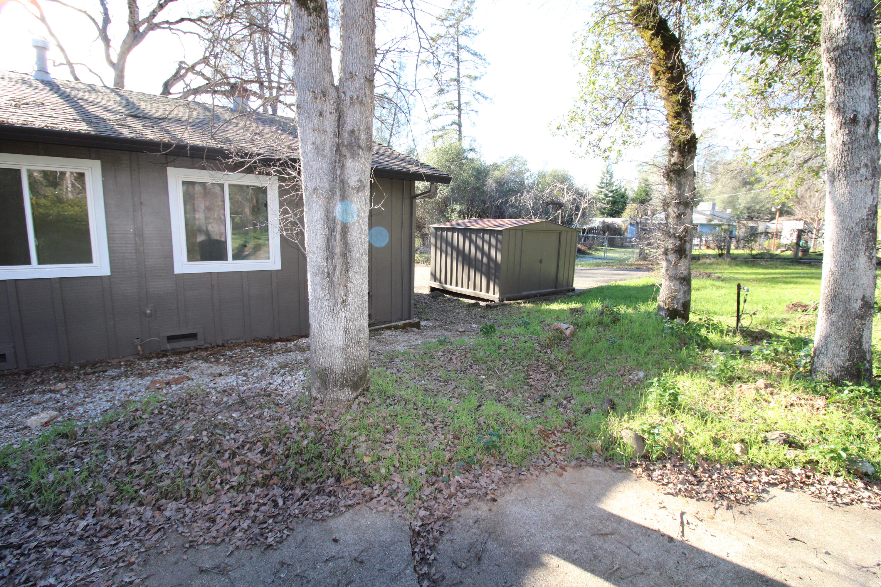 3170 Quartz Hill Road Redding, CA 96003 - Photo 63 of 68 back of house