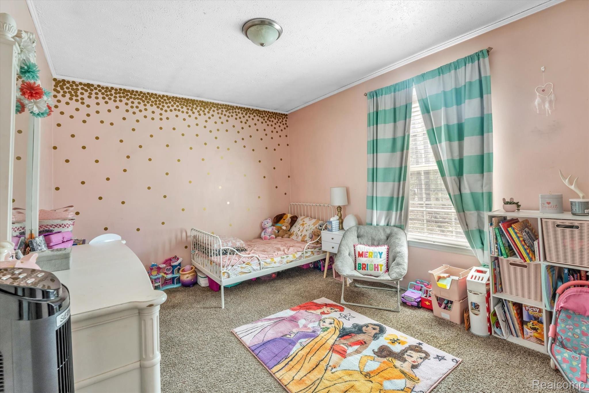 6625 Karlin Road Interlochen, MI 49643 - Photo 21 of 36 21-6625-Karlin-rd-WindowStill-Real-Estate-Photography-21.jpg