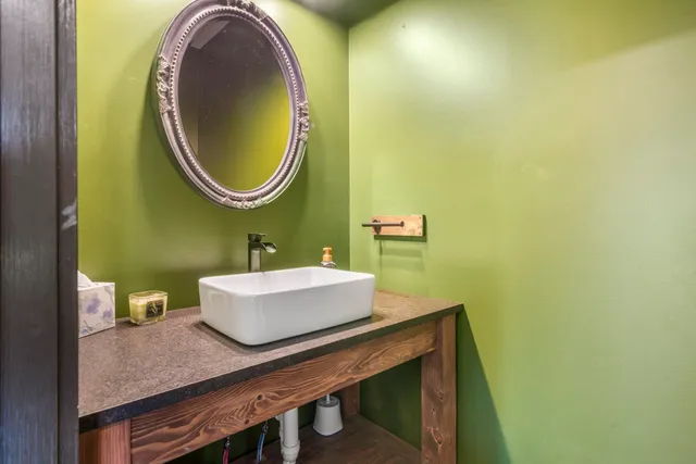 $629,900 | 1 Pierce Lake Road, Antrim, NH 03440