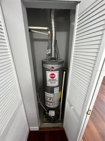 a view of washer and dryer