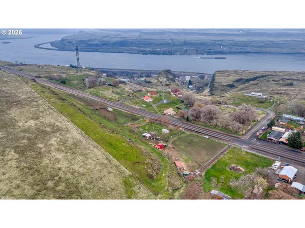 $800,000 | 9279 Highway 14 Wishram Wa 98673, Wishram, WA 98673