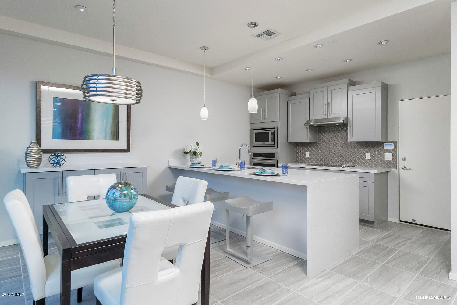 2744 East Roma Avenue Phoenix, AZ 85016 - Photo 4 of 17 Kitchen and Dining