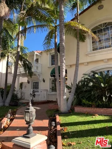 $6,250 | 122 North Orange Drive, Los Angeles, CA 90036