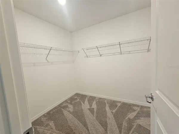 $2,550 | 3928 Capri Coast Drive, Plant City, FL 33565