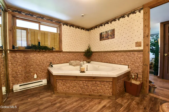 $290,000 | 229 Murray Hill Road, Ephratah, NY 13452