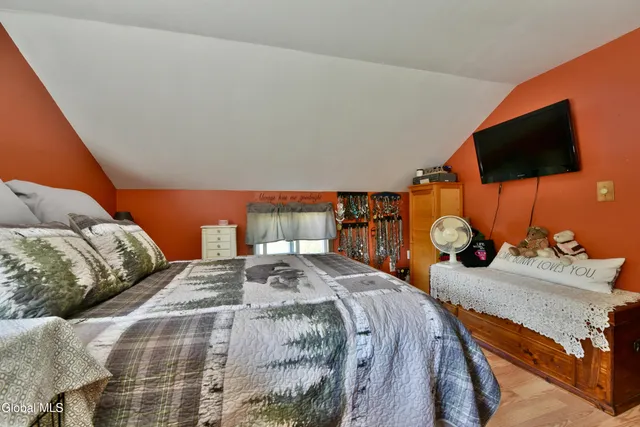 $290,000 | 229 Murray Hill Road, Ephratah, NY 13452