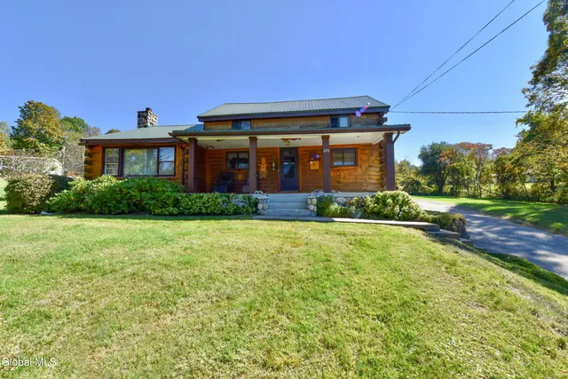 $290,000 | 229 Murray Hill Road, Ephratah, NY 13452
