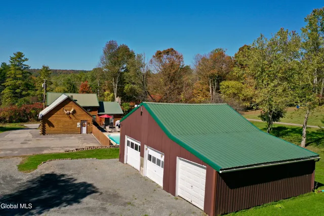 $290,000 | 229 Murray Hill Road, Ephratah, NY 13452