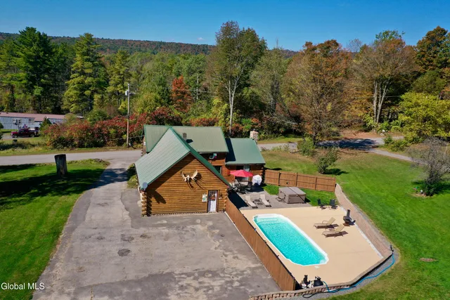 $290,000 | 229 Murray Hill Road, Ephratah, NY 13452