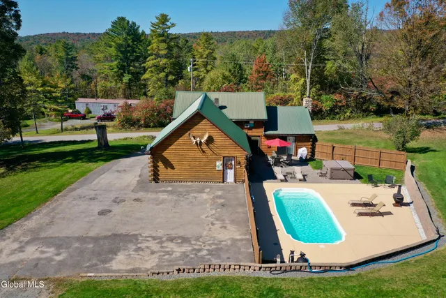 $290,000 | 229 Murray Hill Road, Ephratah, NY 13452