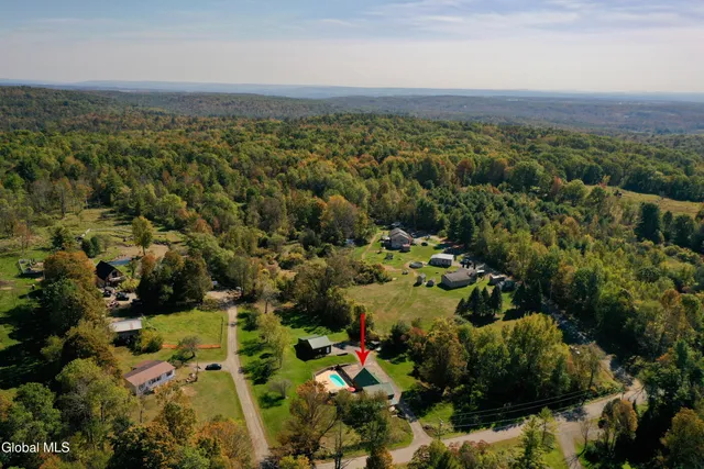 $290,000 | 229 Murray Hill Road, Ephratah, NY 13452