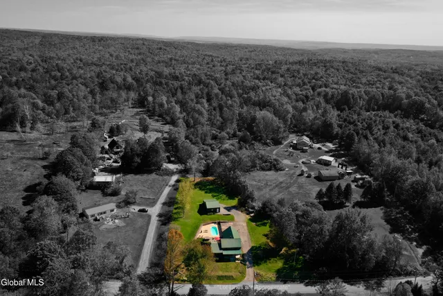 $290,000 | 229 Murray Hill Road, Ephratah, NY 13452