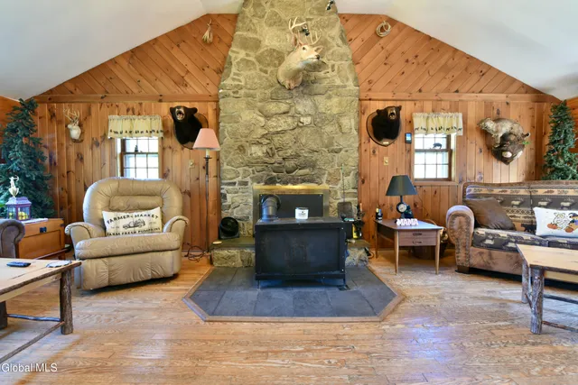 $290,000 | 229 Murray Hill Road, Ephratah, NY 13452