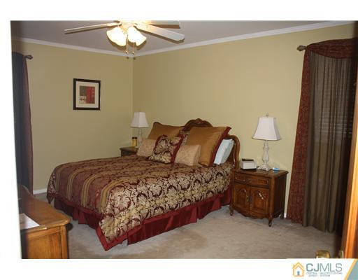 21 Owens Road Old Bridge, NJ 08857 - Photo 12 of 25 Gallery Image 12