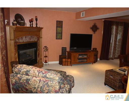 21 Owens Road Old Bridge, NJ 08857 - Photo 8 of 25 Gallery Image 8