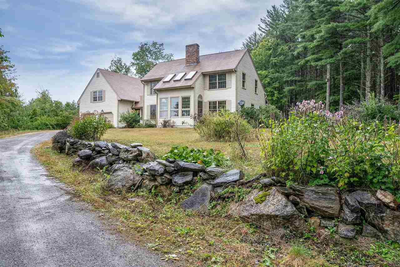 1163 New Boston Road Francestown, NH 03043 - Photo 2 of 24 Gallery Image 2